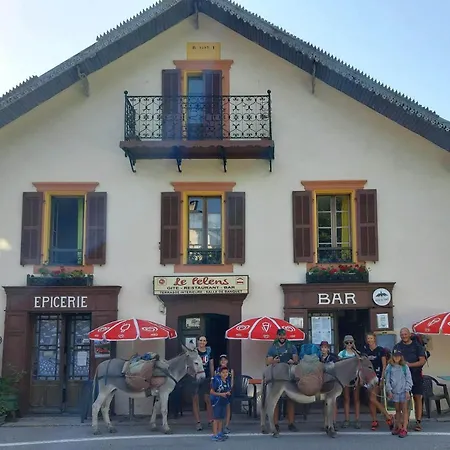Bed & Breakfast Le Pelens Saint-Martin-dʼEntraunes