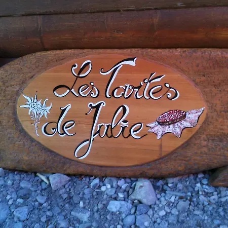 Le Pelens Bed & Breakfast Saint-Martin-dʼEntraunes